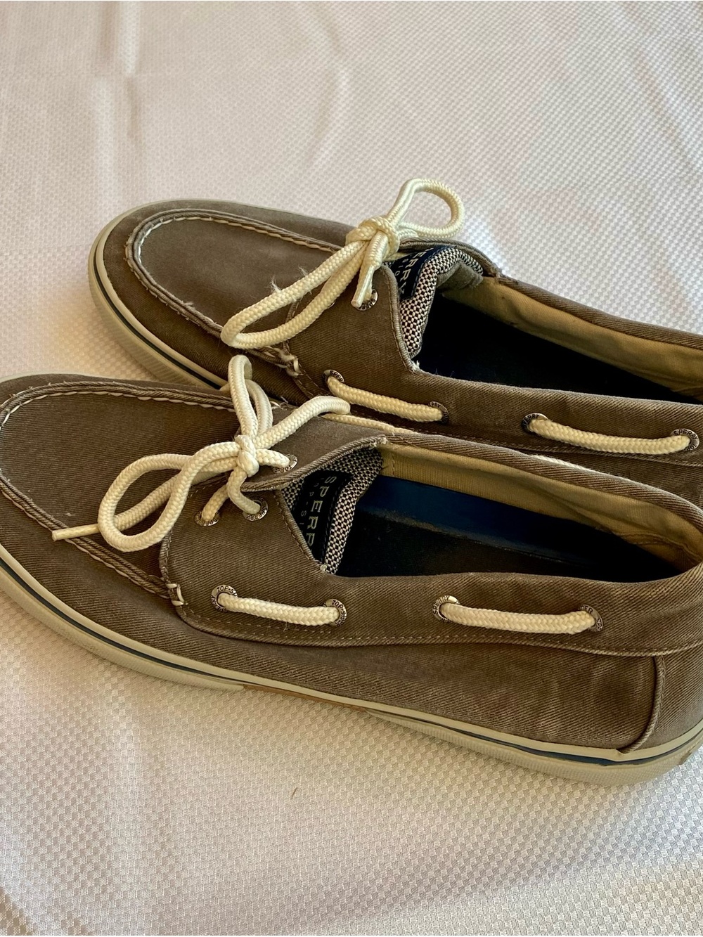 Sperry Men's Brown Canvas Boat Shoes with Cream Laces size 10.5